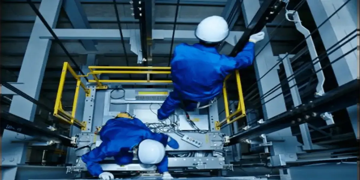 سيارات خدمة الطوارئ لصيانة المصاعد